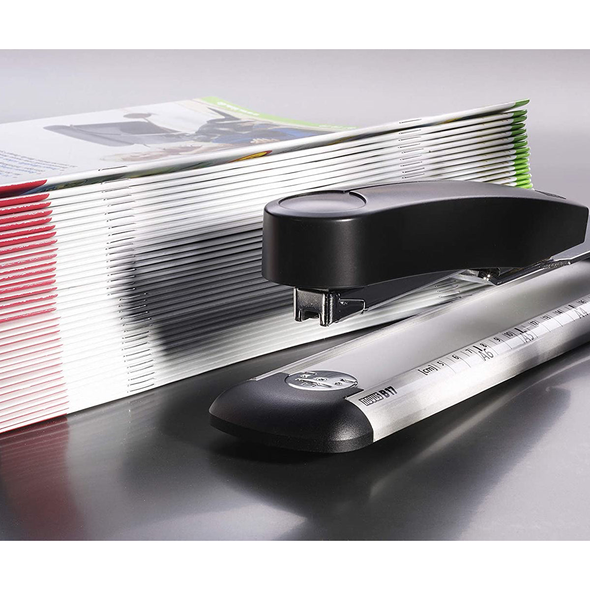 Novus Stapler B17, Long Arm, 40 Sheets Capacity, Black/Grey Price in Doha Qatar - Image 3